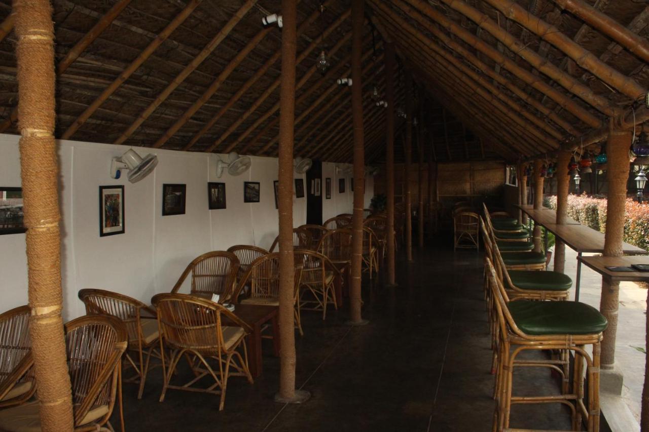 Hotel Stay By The Way Mysore Exterior foto